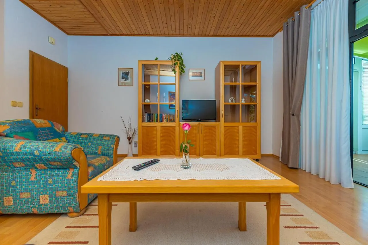 Vacattio Apartment 2 ツリクヴェニツァ